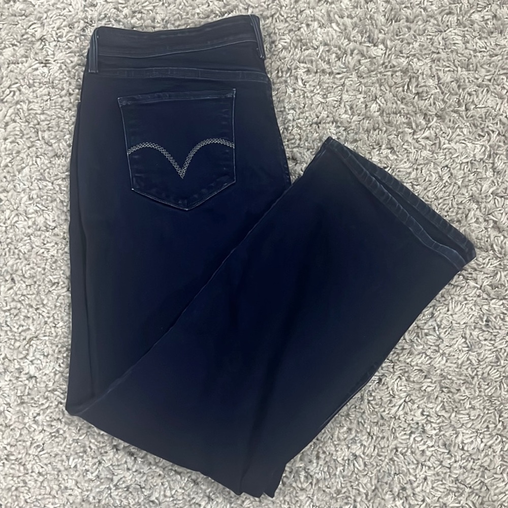 Levi’s Perfectly Shaping 512 bootcut 20W